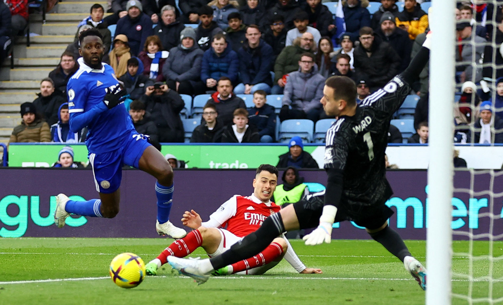 他在球场上 他在球场上